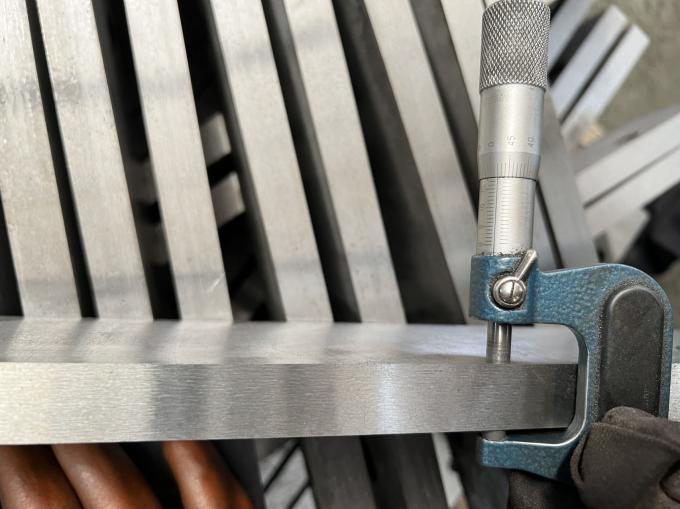 Máy cạo thủy lực tùy chỉnh Blades Cạo thép không gỉ Blades cắt dao Máy cắt kim loại Blade 18